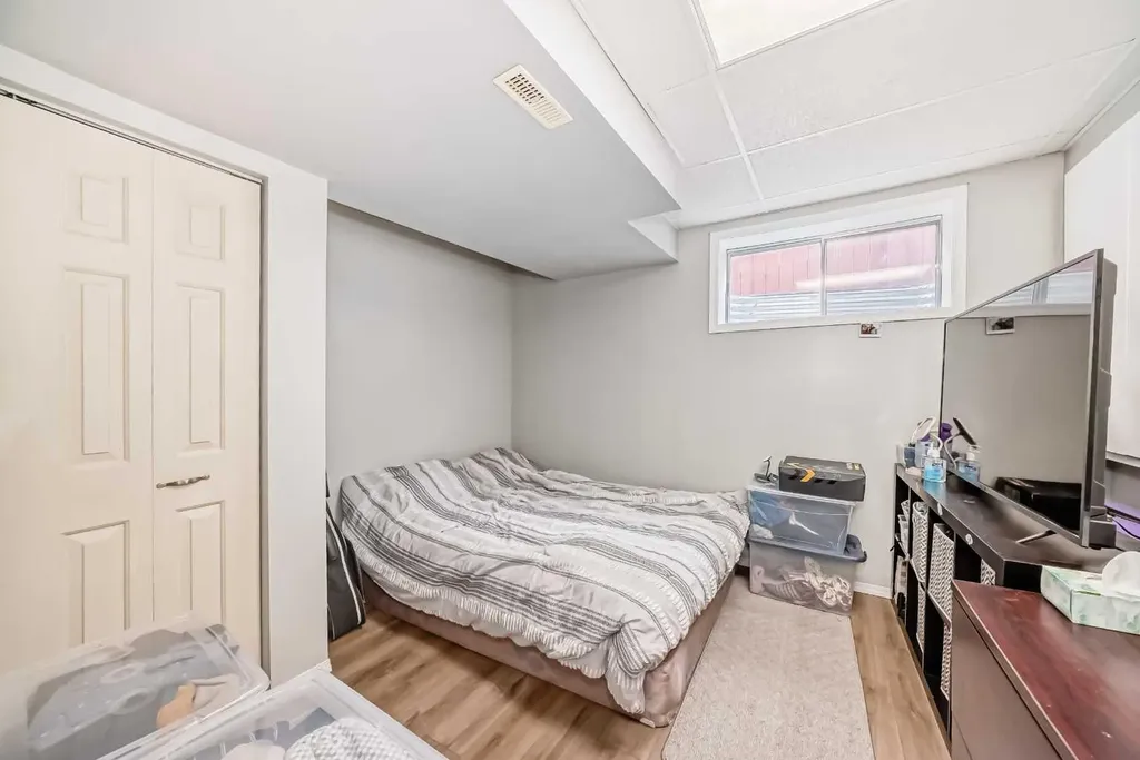 262 Covewood Park NE Calgary AB T3K 4V7