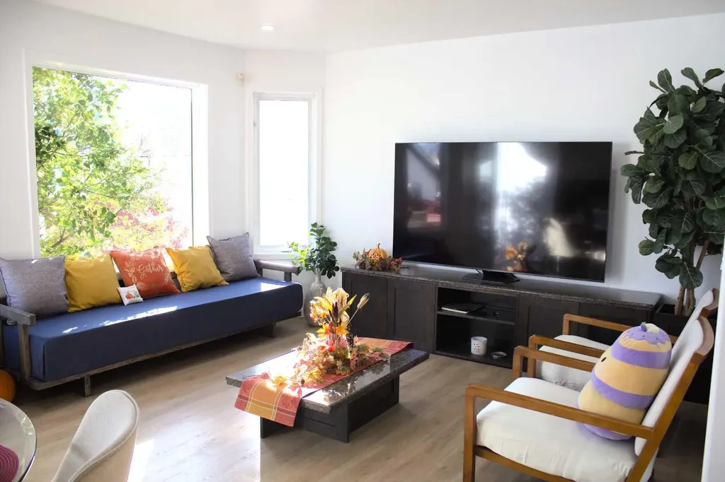 262 Covewood Park NE Calgary AB T3K 4V7