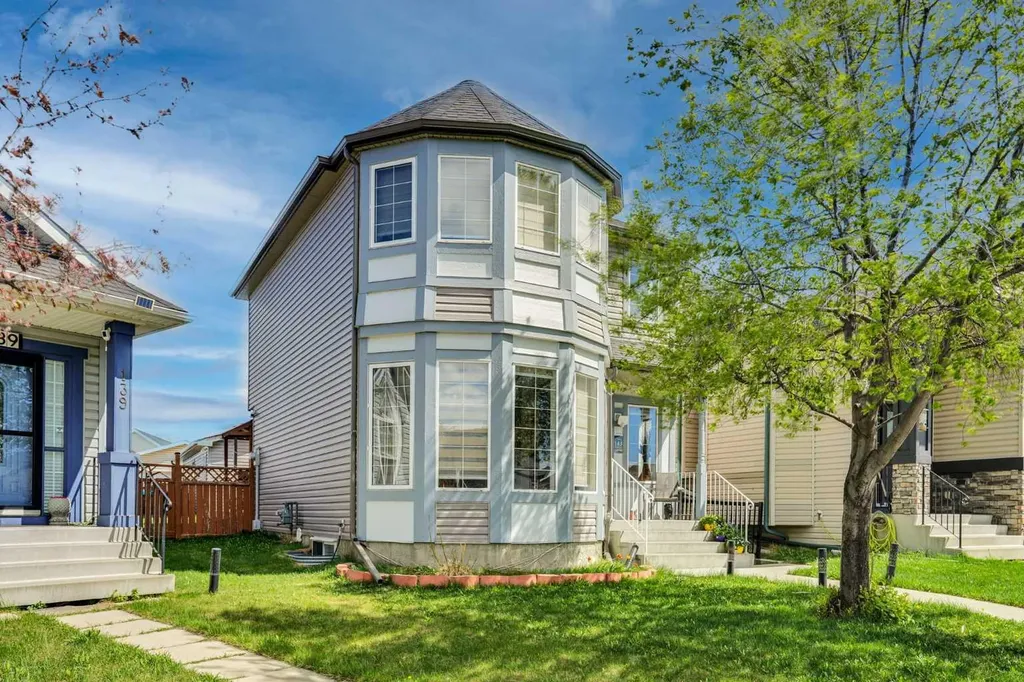 143 Taralea Gardens NE Calgary AB T3J4W5