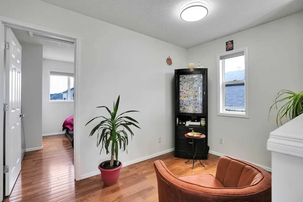 143 Taralea Gardens NE Calgary AB T3J4W5
