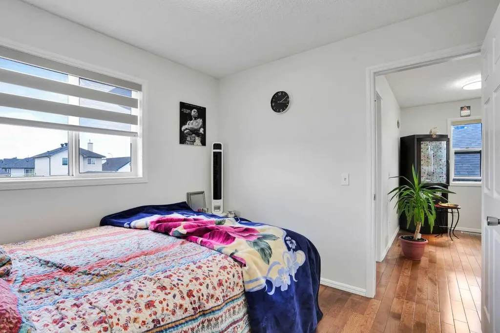 143 Taralea Gardens NE Calgary AB T3J4W5