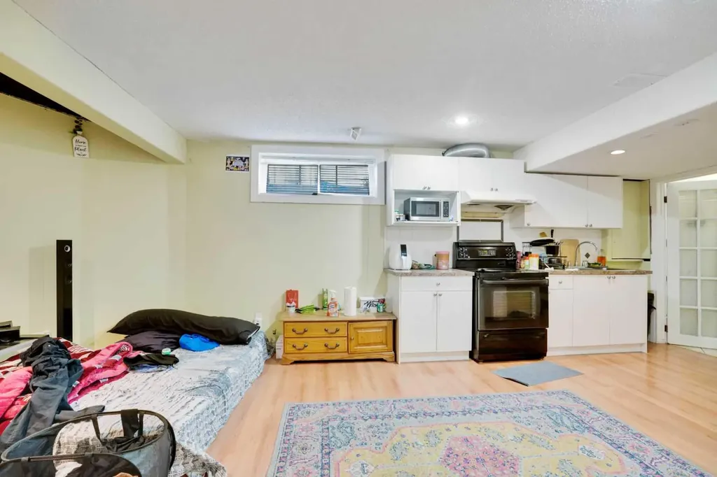 143 Taralea Gardens NE Calgary AB T3J4W5