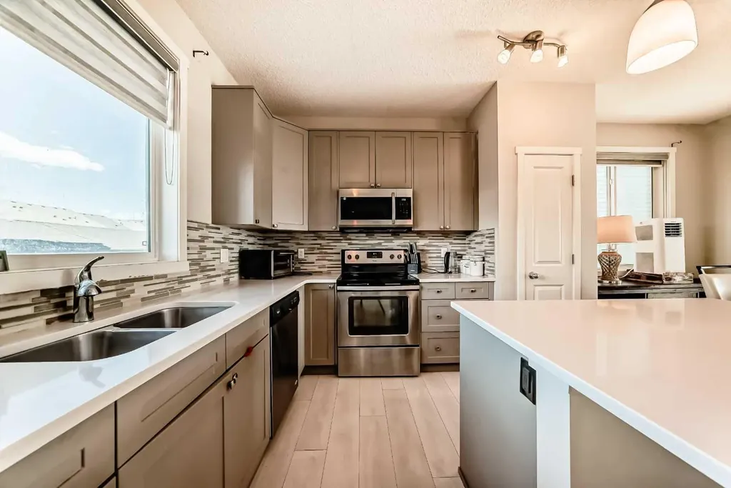 199 Savanna Parade NE Calgary AB T3J 0W1