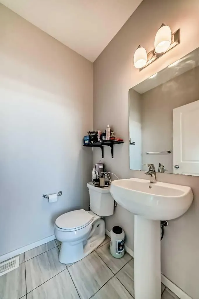 199 Savanna Parade NE Calgary AB T3J 0W1