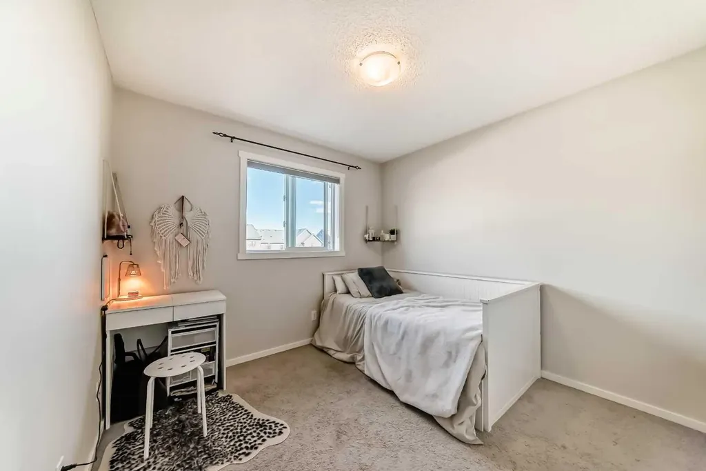 199 Savanna Parade NE Calgary AB T3J 0W1