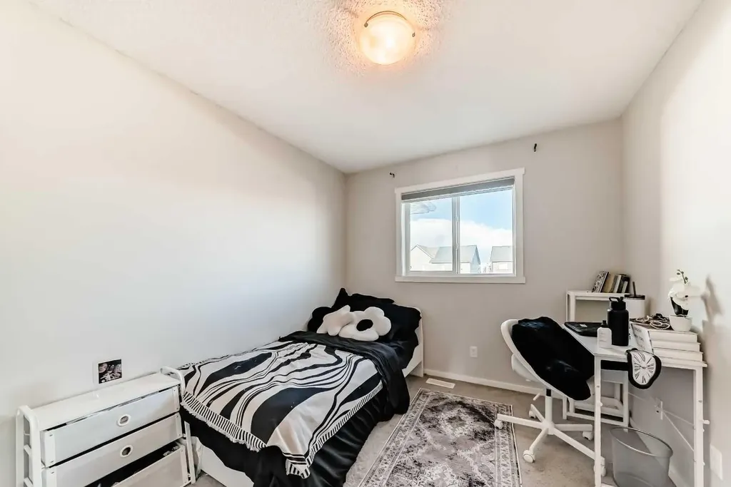 199 Savanna Parade NE Calgary AB T3J 0W1