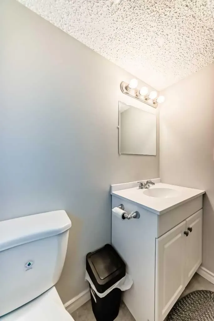 199 Savanna Parade NE Calgary AB T3J 0W1