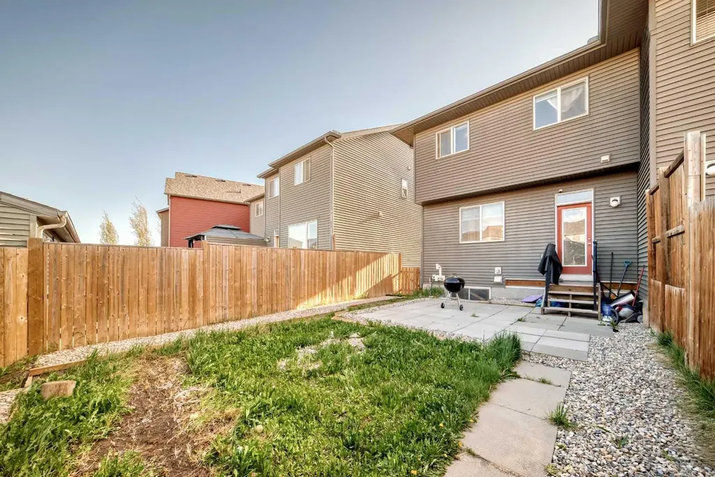 199 Savanna Parade NE Calgary AB T3J 0W1