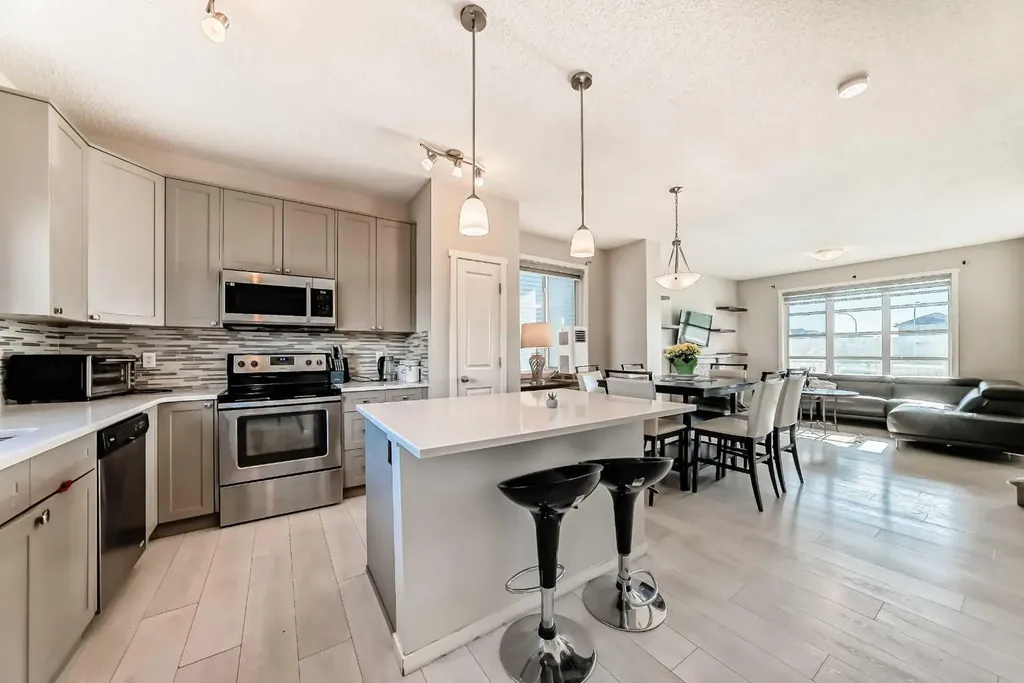 199 Savanna Parade NE Calgary AB T3J 0W1