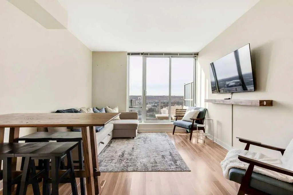3830 Brentwood Road NW Calgary AB T2L1K8