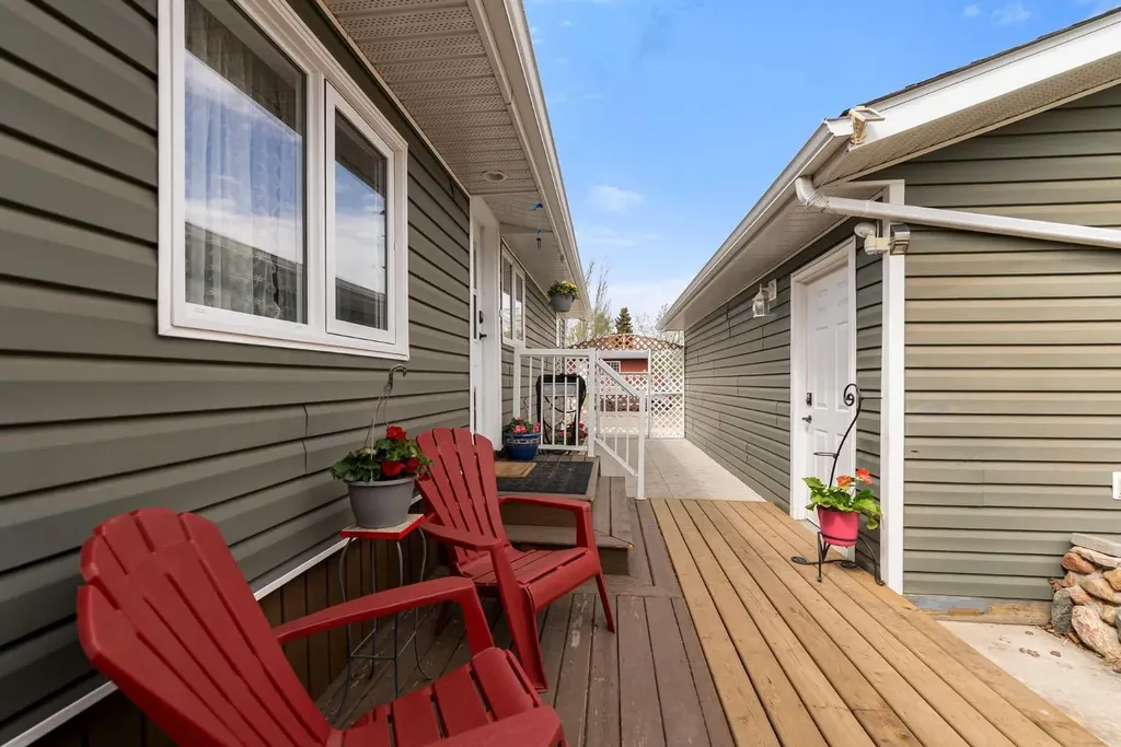 4809 55 Avenue Camrose AB T4V 4J6