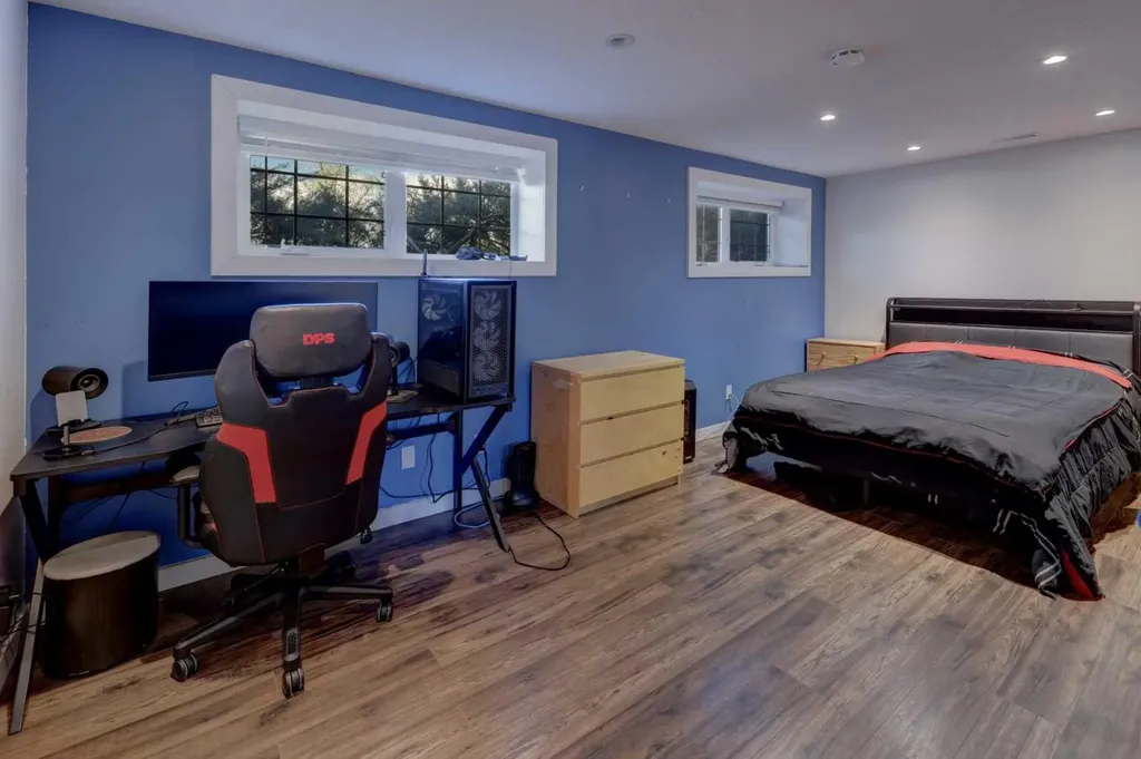 460 Parkridge Crescent SE Calgary AB T2J 5A9