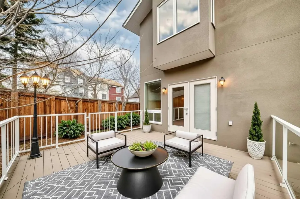 3825 1 Street NE Calgary AB T2E 3E1