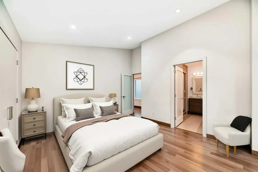 3825 1 Street NE Calgary AB T2E 3E1