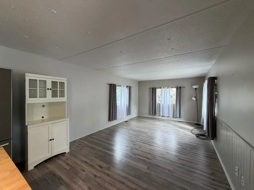 53209 Range Road 183 Edson AB T7E 3B2