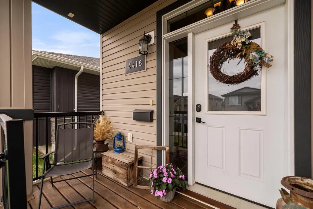 4418 75 Street Camrose AB T4V 5C9