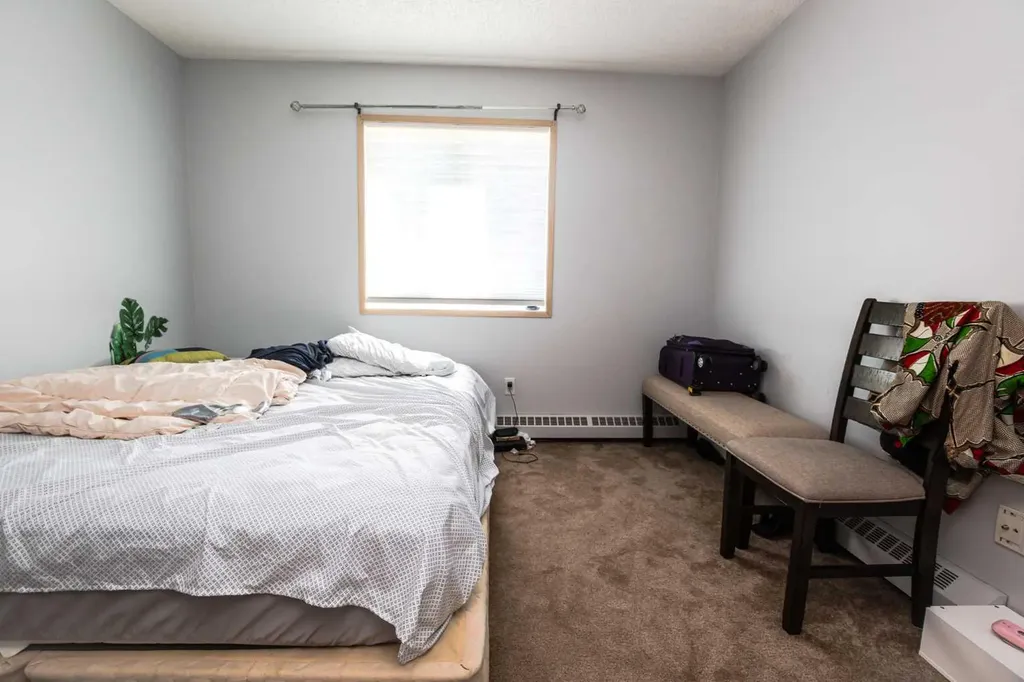 10405 99 Avenue Grande Prairie AB T8V 6Z3