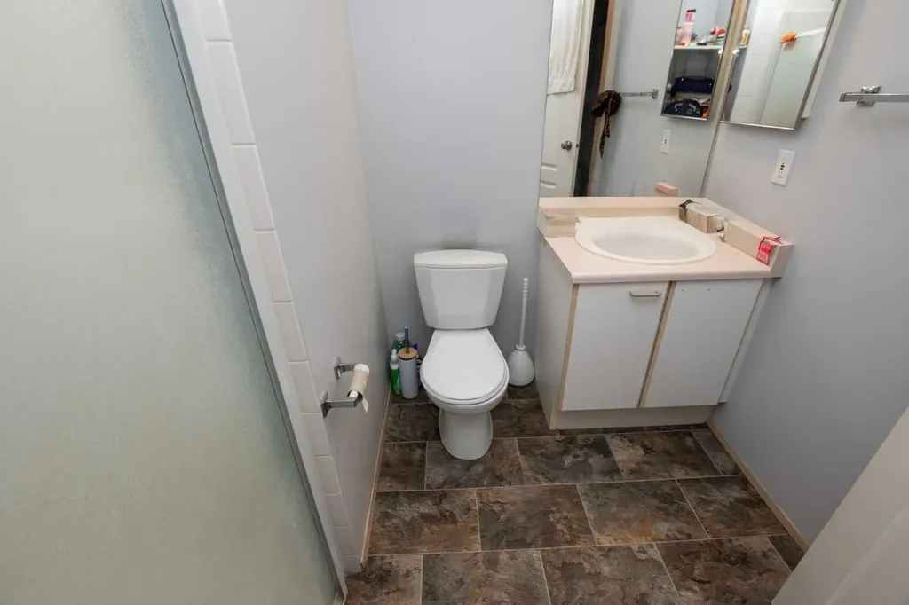 10405 99 Avenue Grande Prairie AB T8V 6Z3