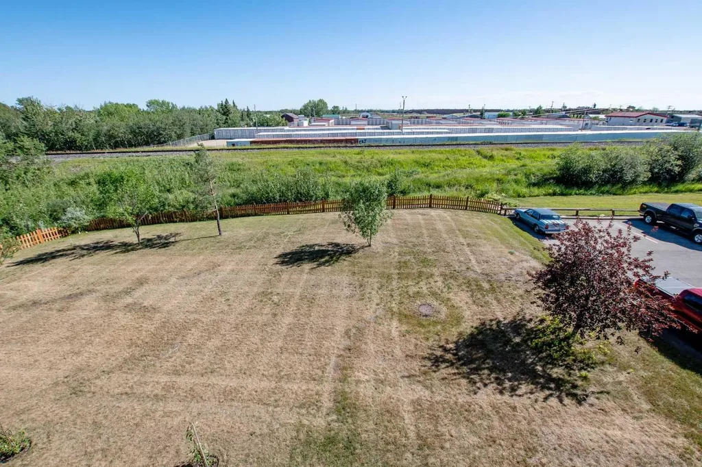 10405 99 Avenue Grande Prairie AB T8V 6Z3