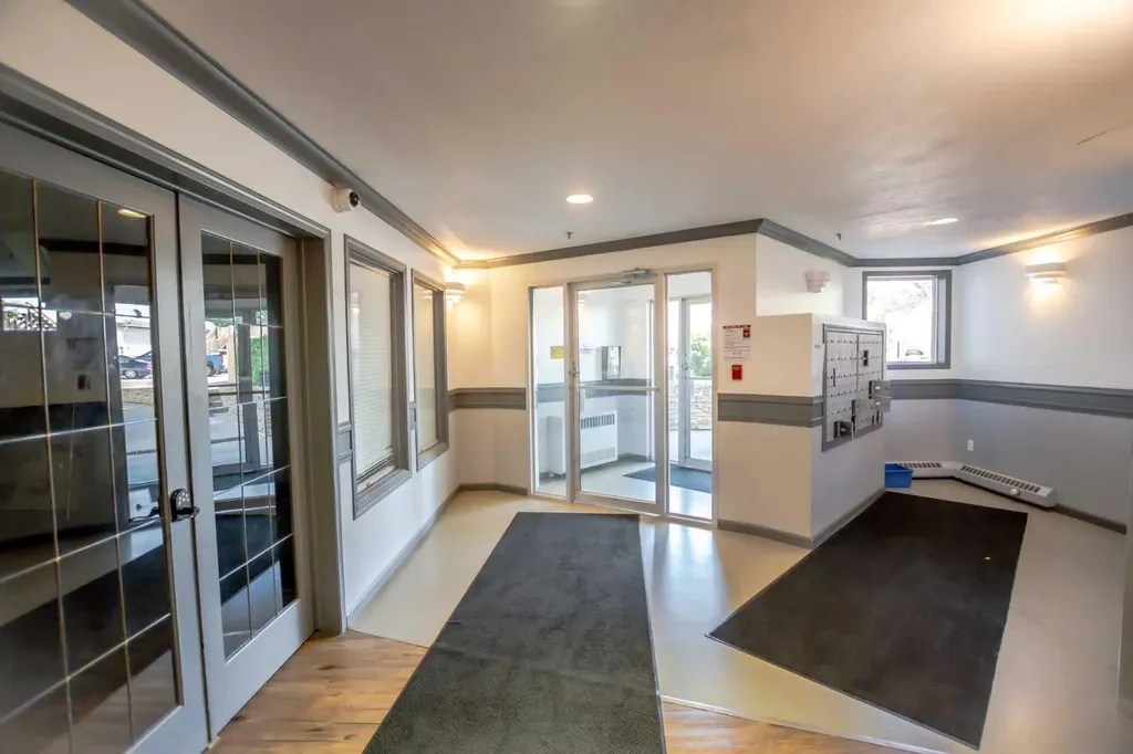10405 99 Avenue Grande Prairie AB T8V 6Z3