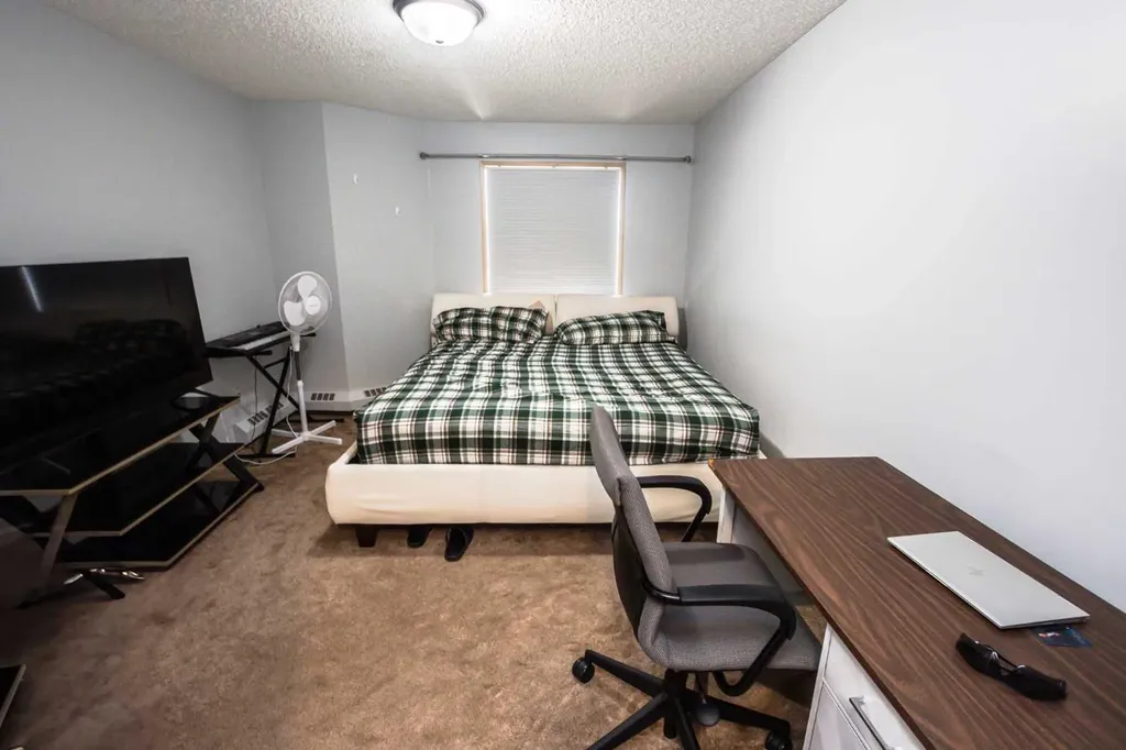 10405 99 Avenue Grande Prairie AB T8V 6Z3