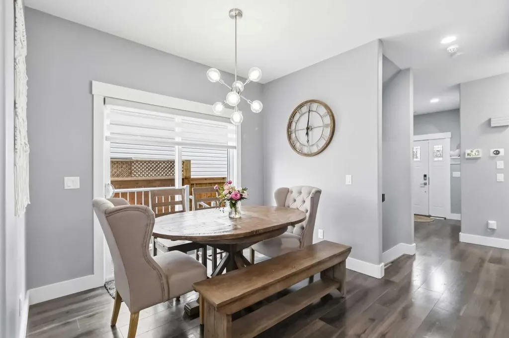 240 Warren Way Fort Mcmurray AB T9H5H9