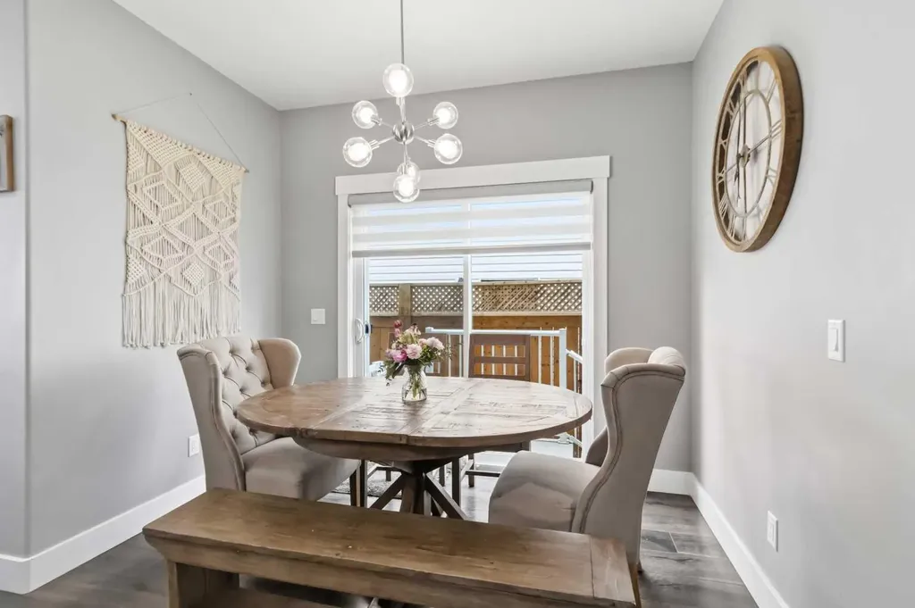 240 Warren Way Fort Mcmurray AB T9H5H9