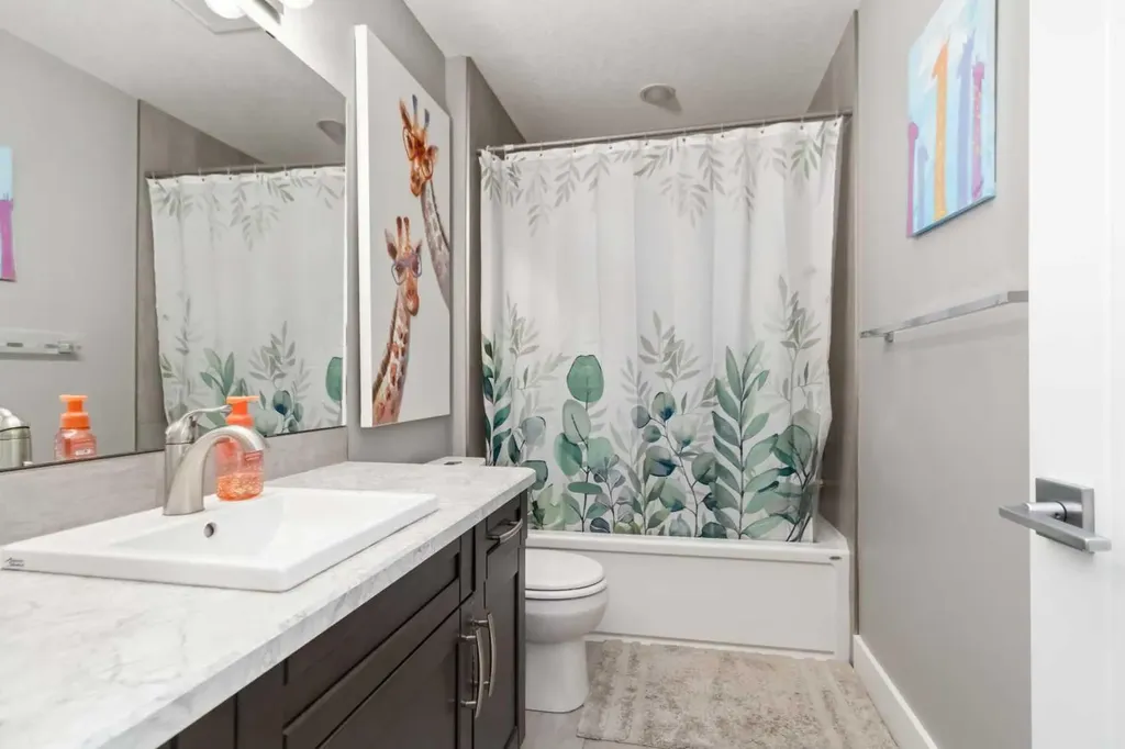 240 Warren Way Fort Mcmurray AB T9H5H9