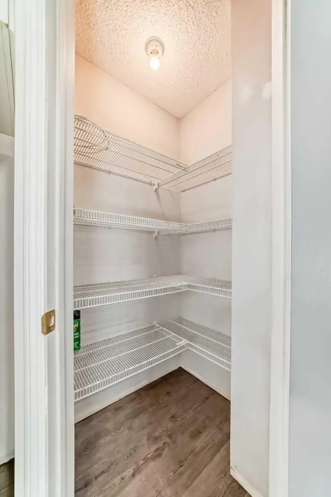 202 Saddlemead Green NE Calgary AB T3J 4M7