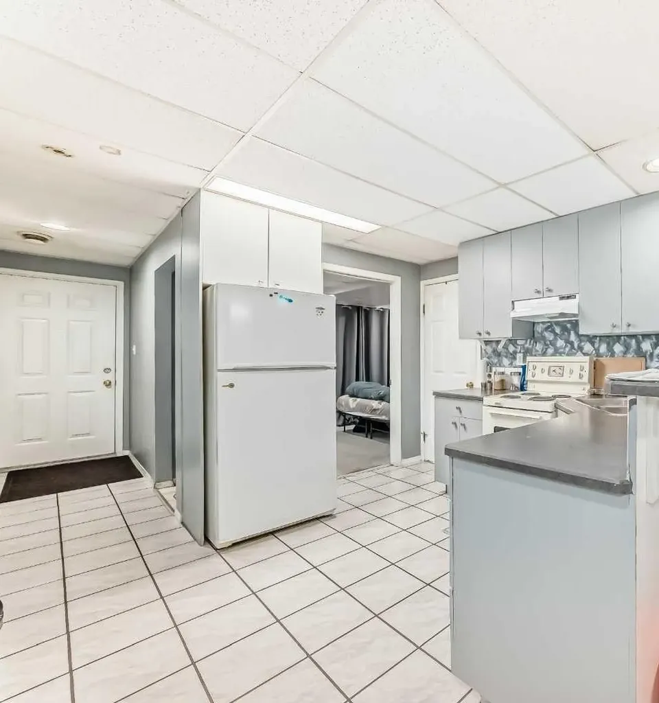 202 Saddlemead Green NE Calgary AB T3J 4M7