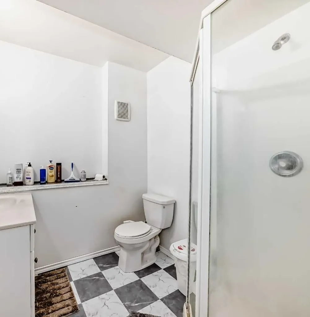 202 Saddlemead Green NE Calgary AB T3J 4M7