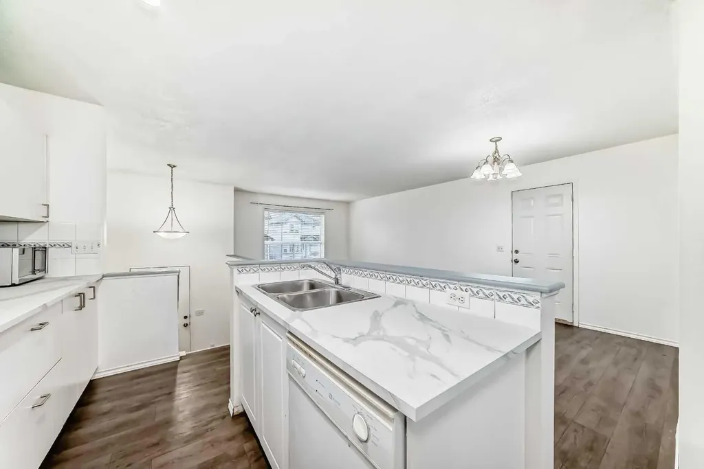 202 Saddlemead Green NE Calgary AB T3J 4M7