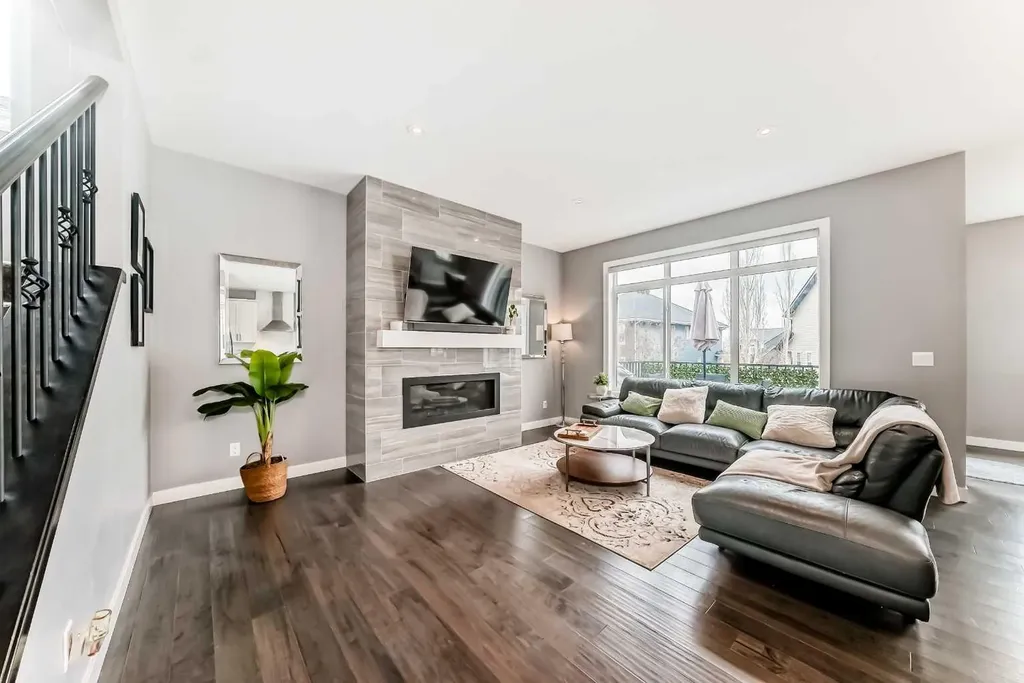 276 Stonemere Green Chestermere AB T1X0X5
