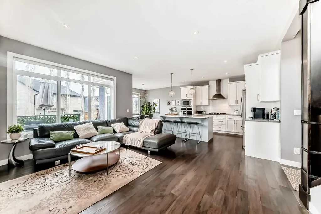 276 Stonemere Green Chestermere AB T1X0X5