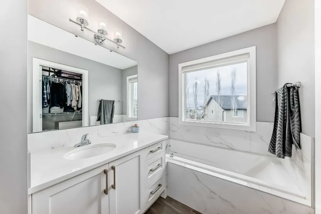 276 Stonemere Green Chestermere AB T1X0X5
