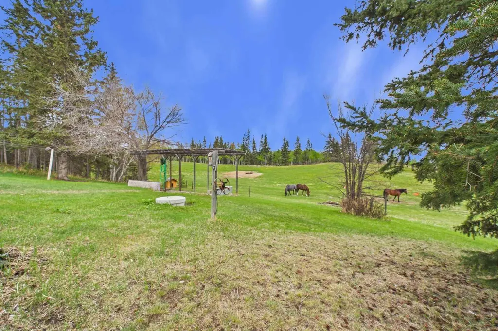 2168 587 Highway Rural Red Deer County AB T0M 0K0