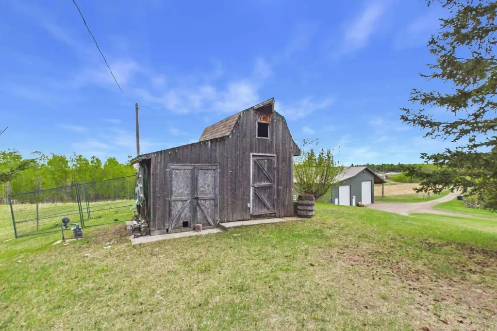 2168 587 Highway Rural Red Deer County AB T0M 0K0