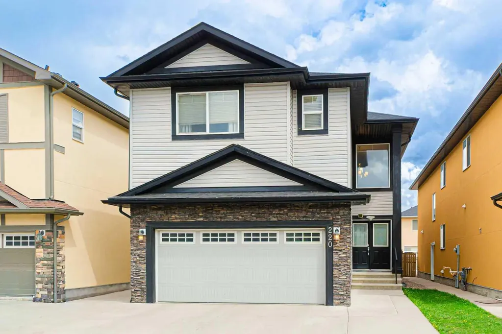 220 Saddlelake Drive NE Calgary AB T3J 0P2