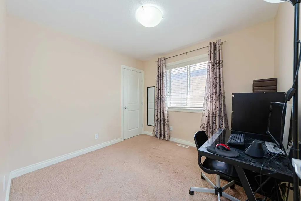 220 Saddlelake Drive NE Calgary AB T3J 0P2