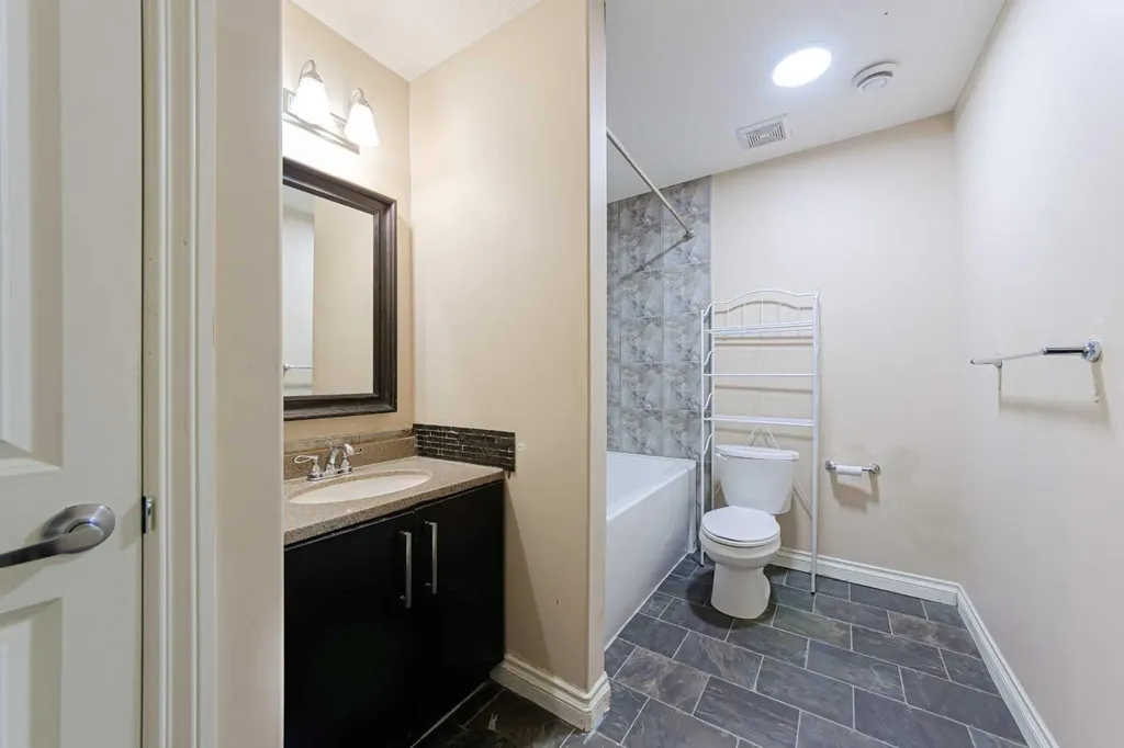 220 Saddlelake Drive NE Calgary AB T3J 0P2
