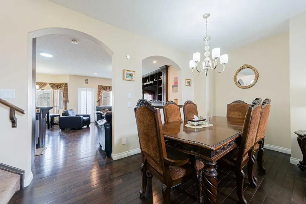 220 Saddlelake Drive NE Calgary AB T3J 0P2