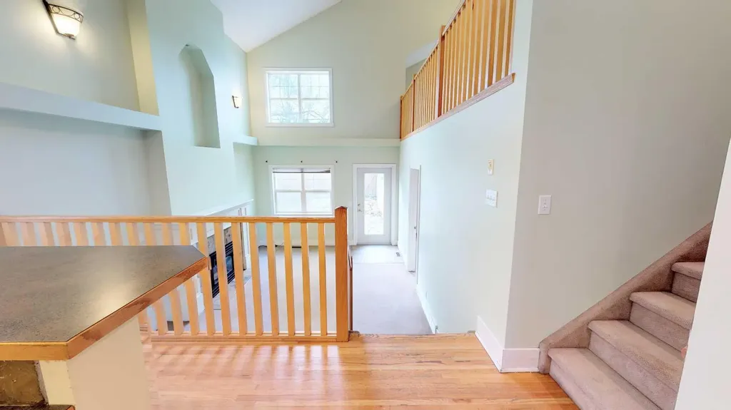 215 10 Avenue NE Calgary AB T2E 0X1