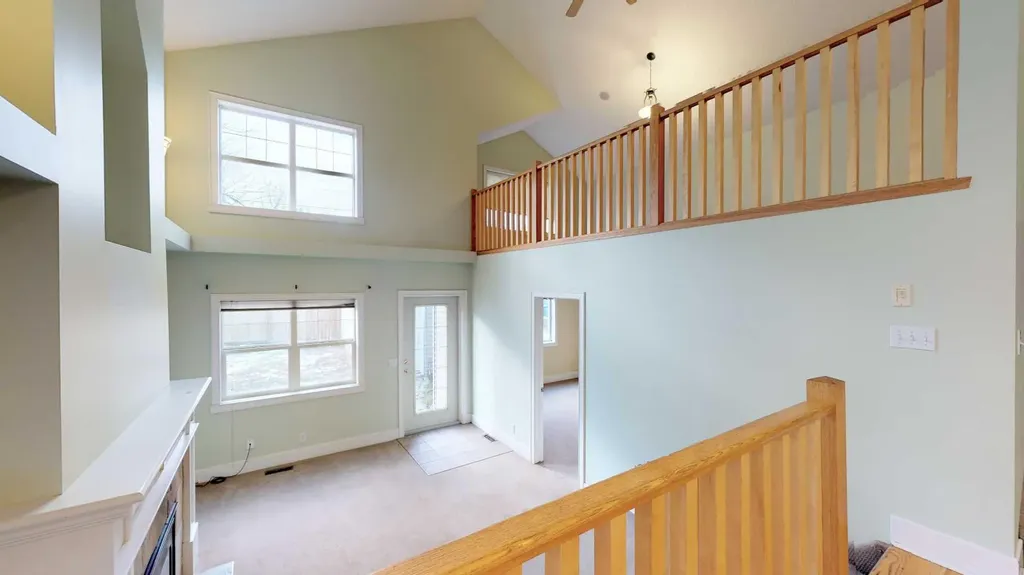 215 10 Avenue NE Calgary AB T2E 0X1