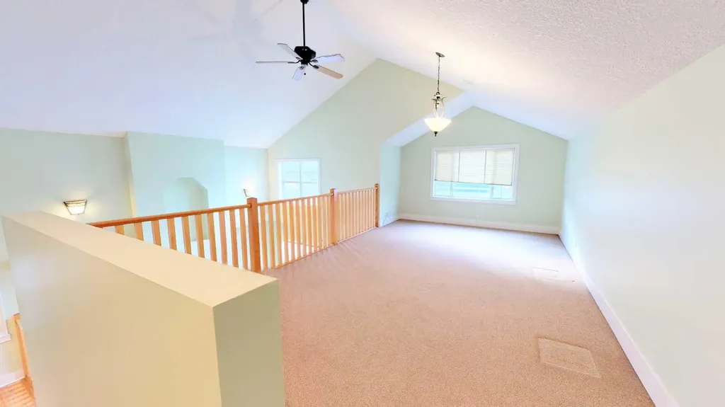 215 10 Avenue NE Calgary AB T2E 0X1