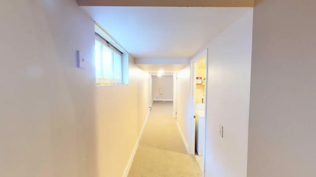215 10 Avenue NE Calgary AB T2E 0X1