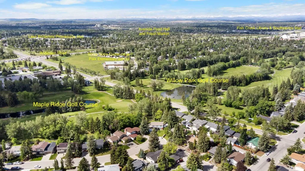 10811 Maplecrest Road SE Calgary AB T2J1Y1