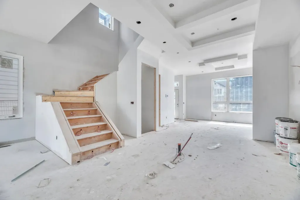 420 & 420b 32 Avenue NW Calgary AB T2M 2P9