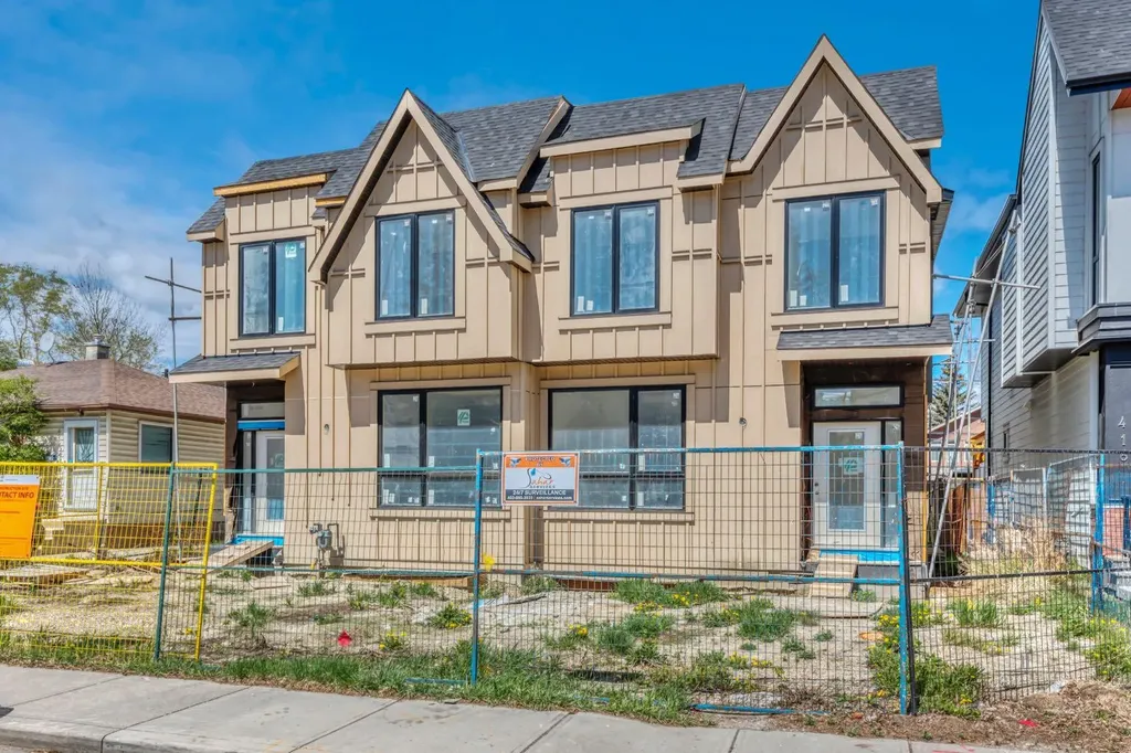 420 & 420b 32 Avenue NW Calgary AB T2M 2P9