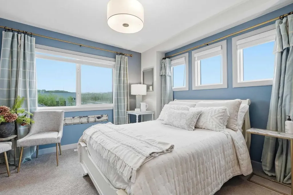 7 Wolf Creek Drive SE Calgary AB T2X 4W9