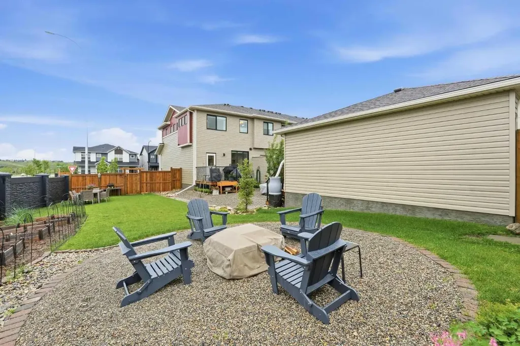 7 Wolf Creek Drive SE Calgary AB T2X 4W9